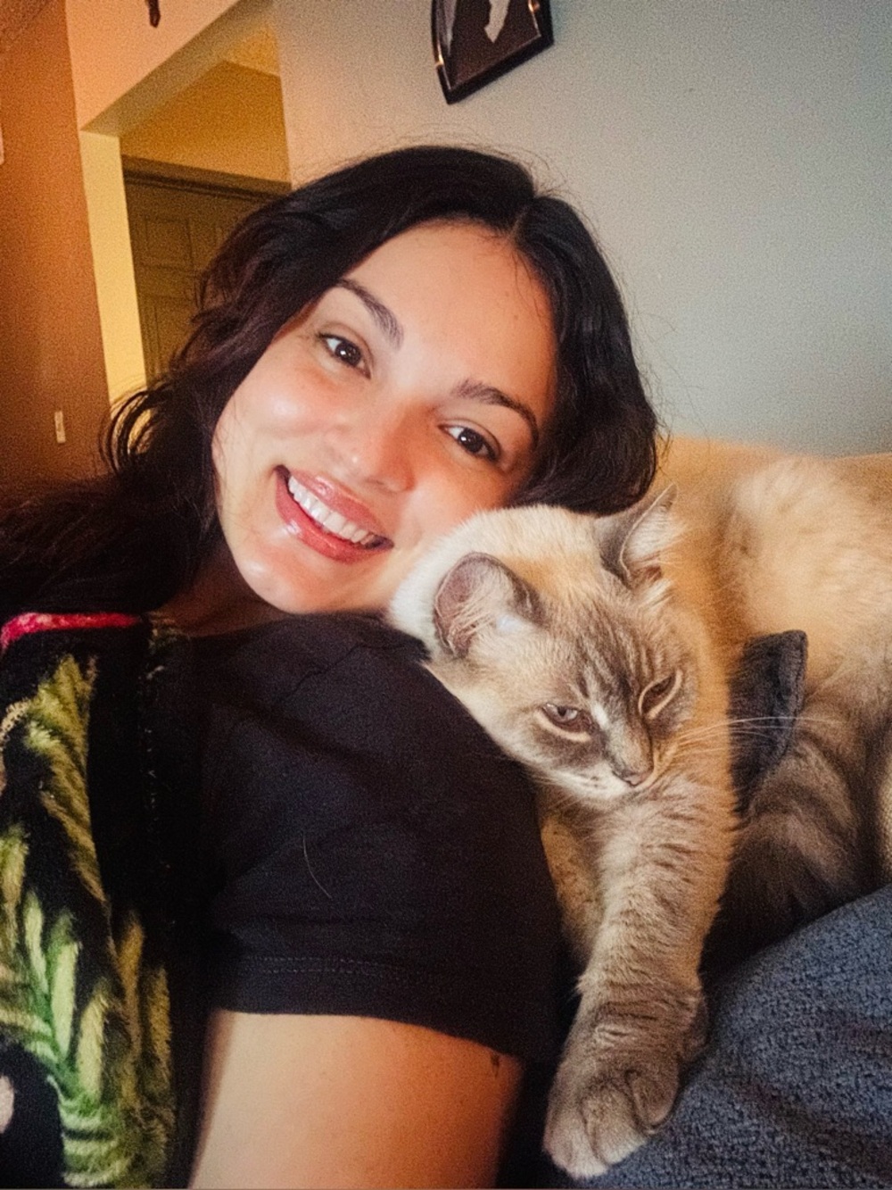 Meet your Posher, Rosy